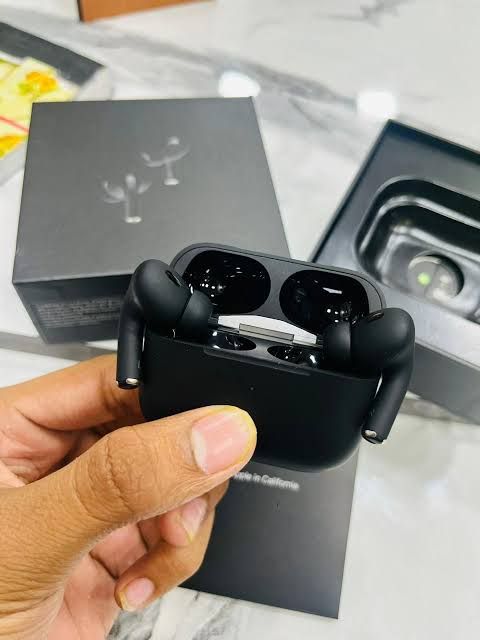 PRO 2 WIRELESS EARPODS